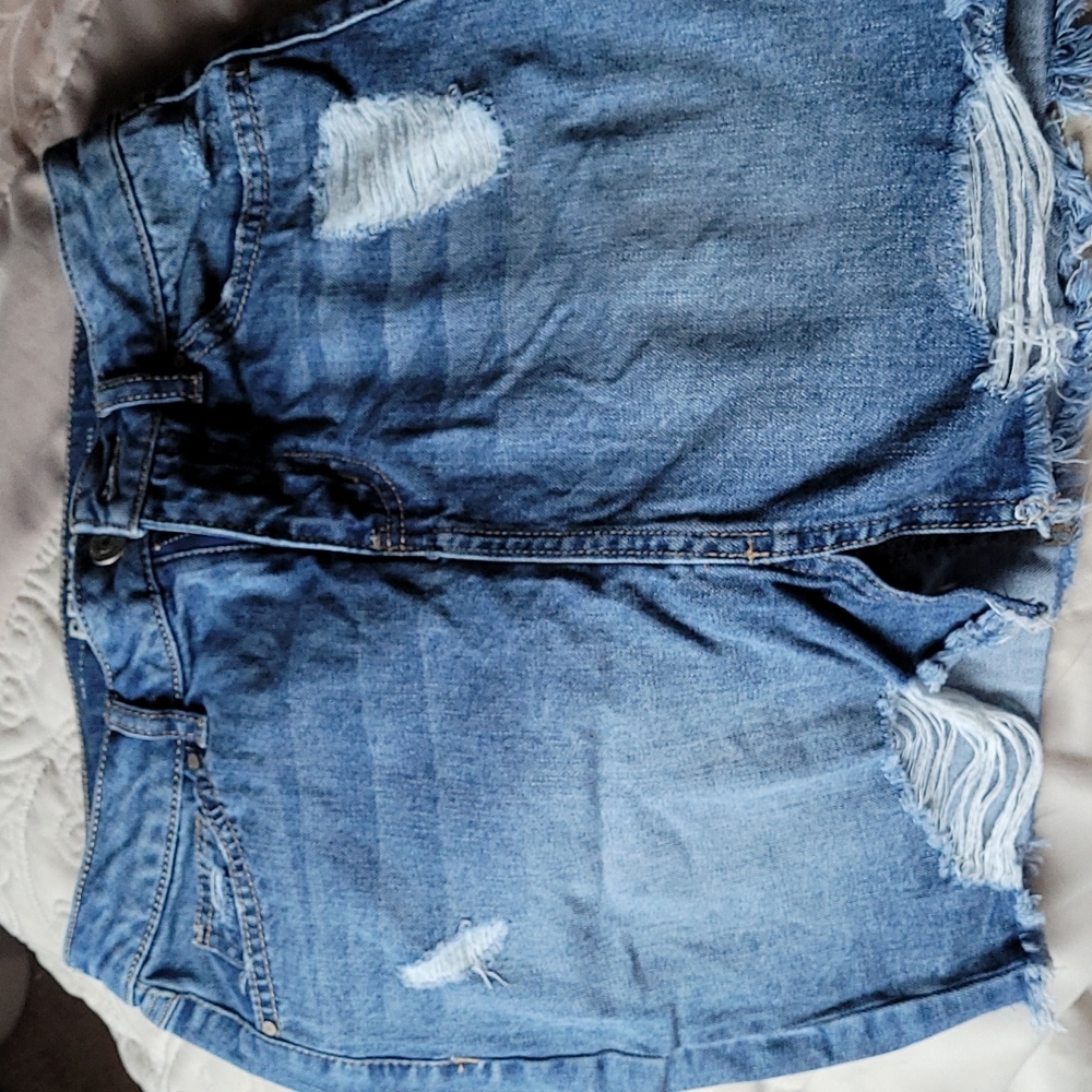 Distressed denim skirt, W 3